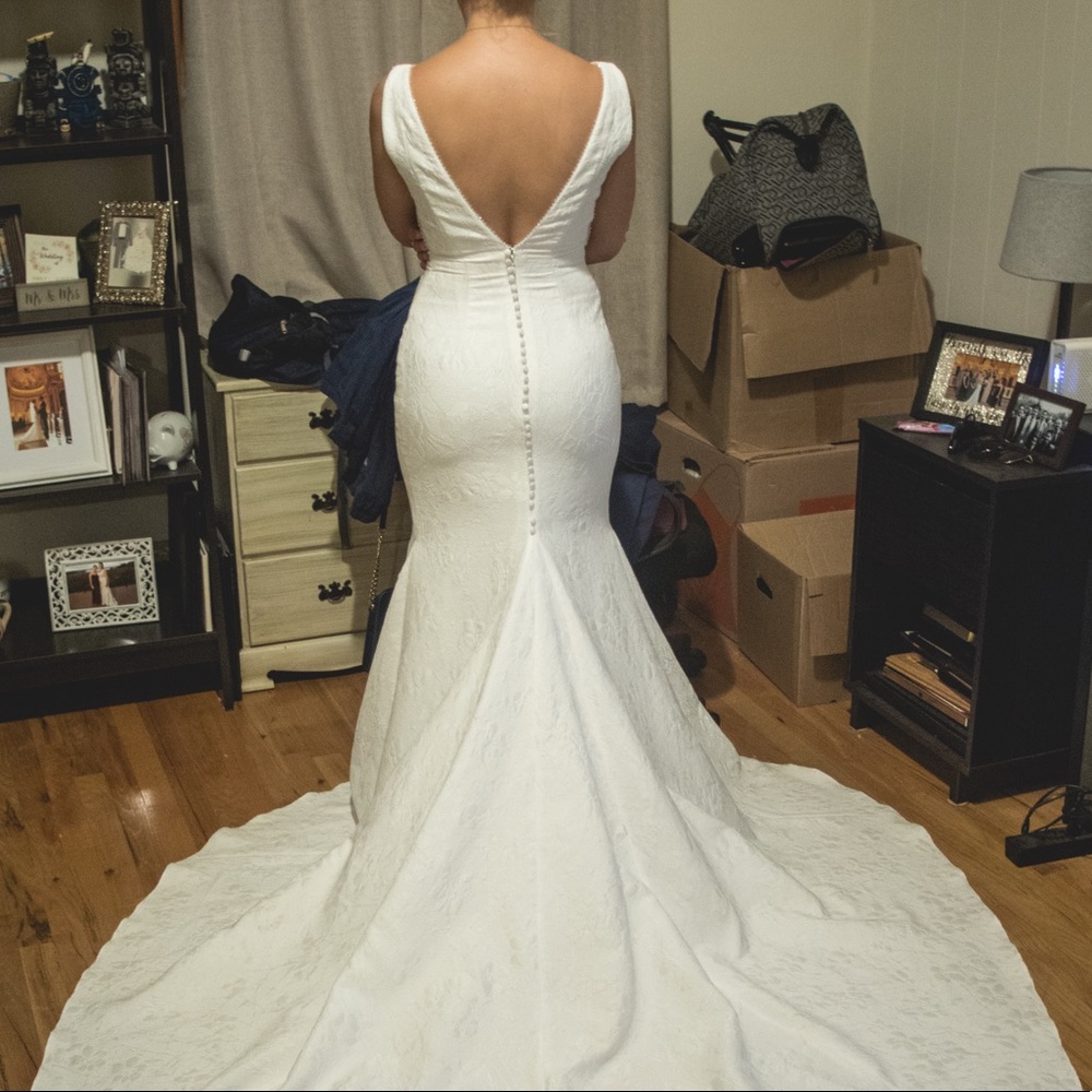 2018 Provonias wedding gown (worn once)